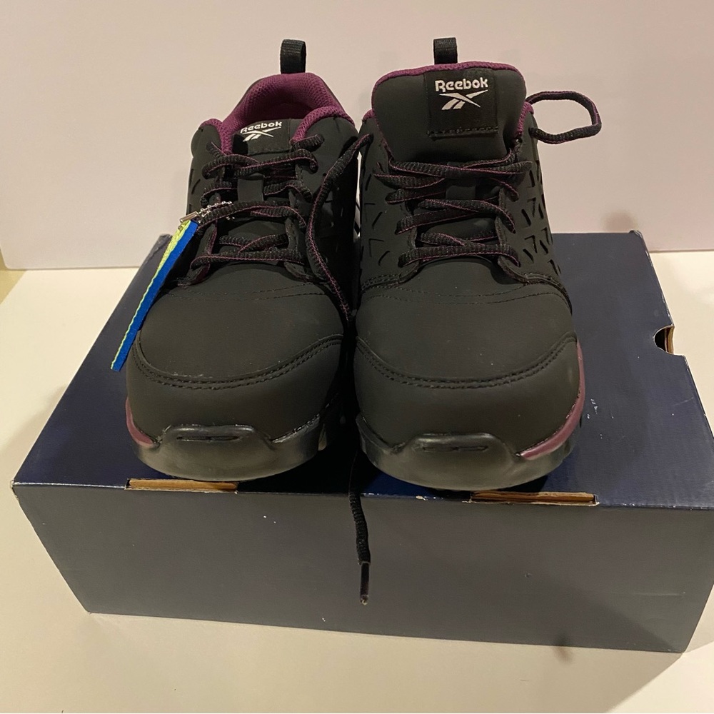 Reebok Shoes Women’s 8W Black Purple Exofuse Memory Work F2413-18 Sneaker New